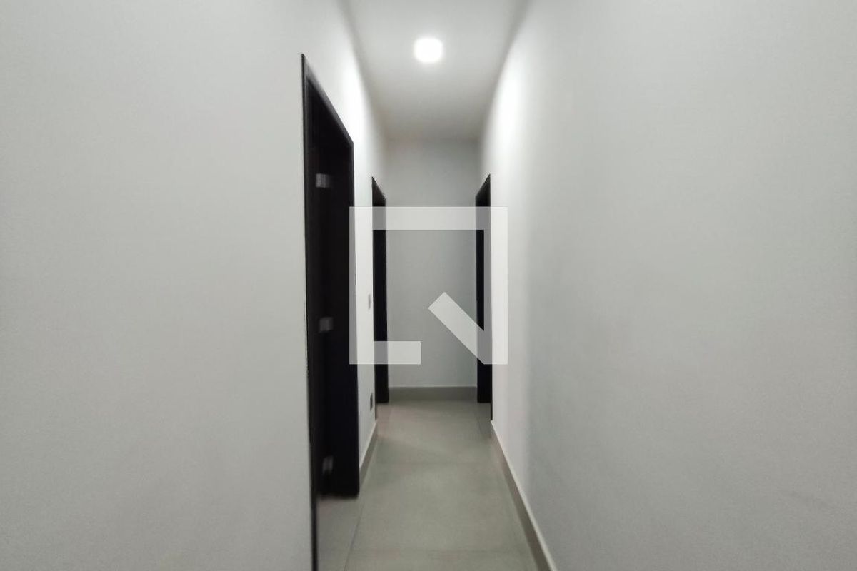 Casa à Venda - Swiss Park, 3 Quartos,  200 m2 em , Campinas - sp | SoloBR