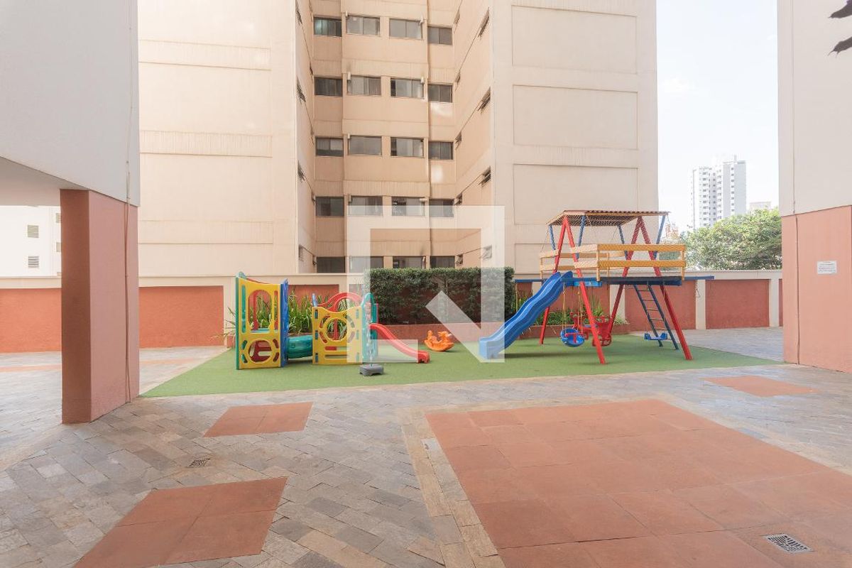 Apartamento à Venda - Centro, 3 Quartos,  162 m2 em , Campinas - sp | SoloBR