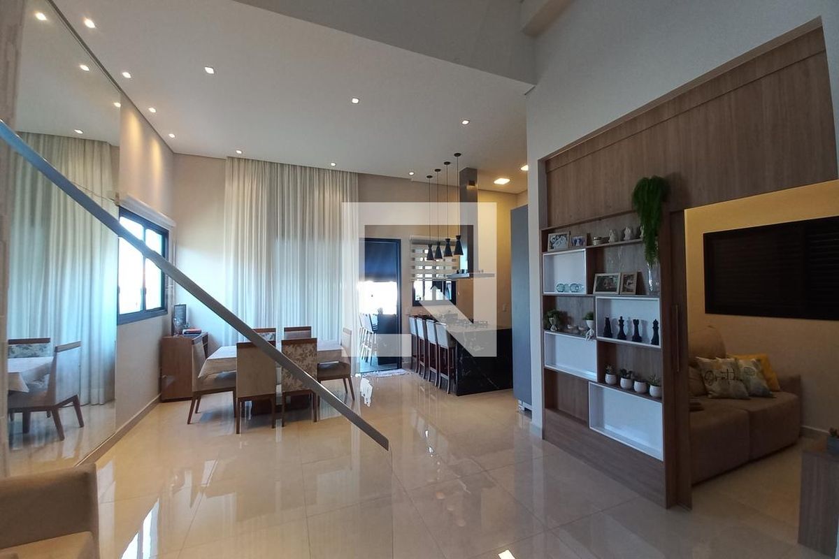 Casa à Venda - Swiss Park, 3 Quartos,  271 m2 em , Campinas - sp | SoloBR