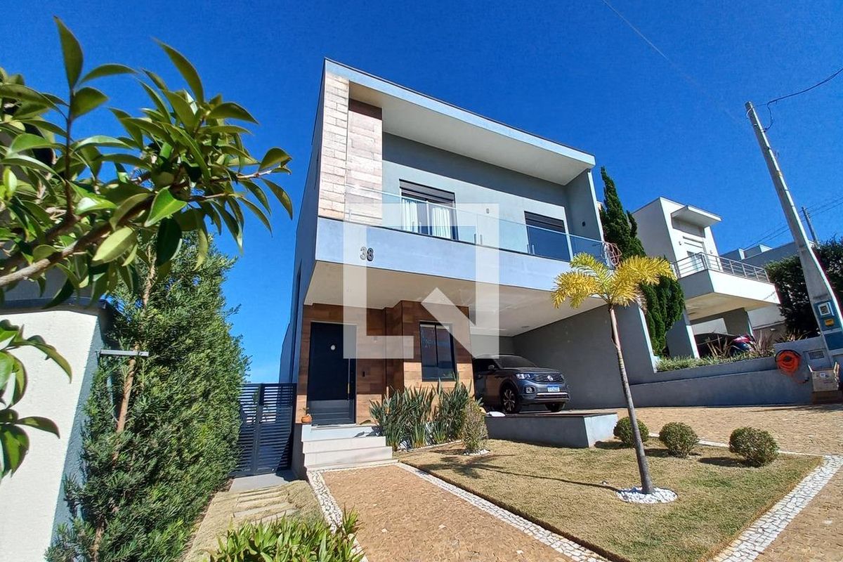 Casa à Venda - Swiss Park, 3 Quartos,  271 m2 em , Campinas - sp | SoloBR