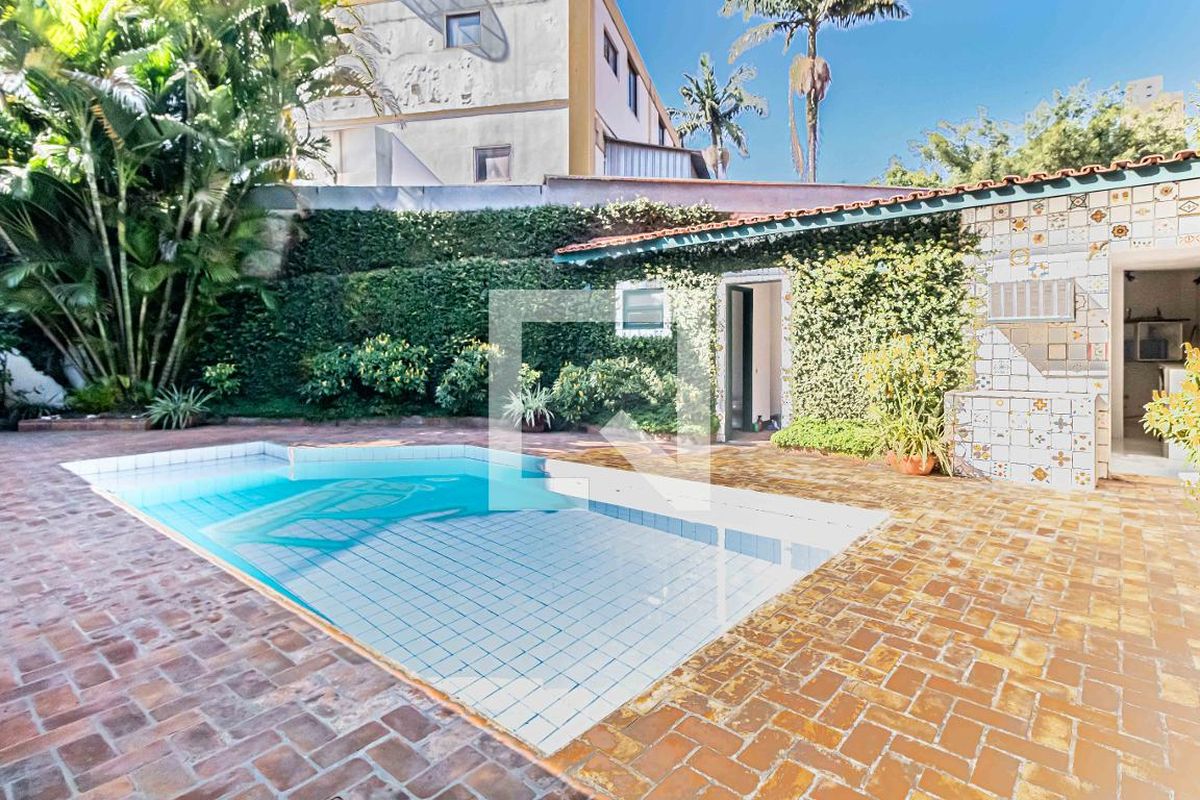 Casa, 3 quartos, 365 m² - Foto 134