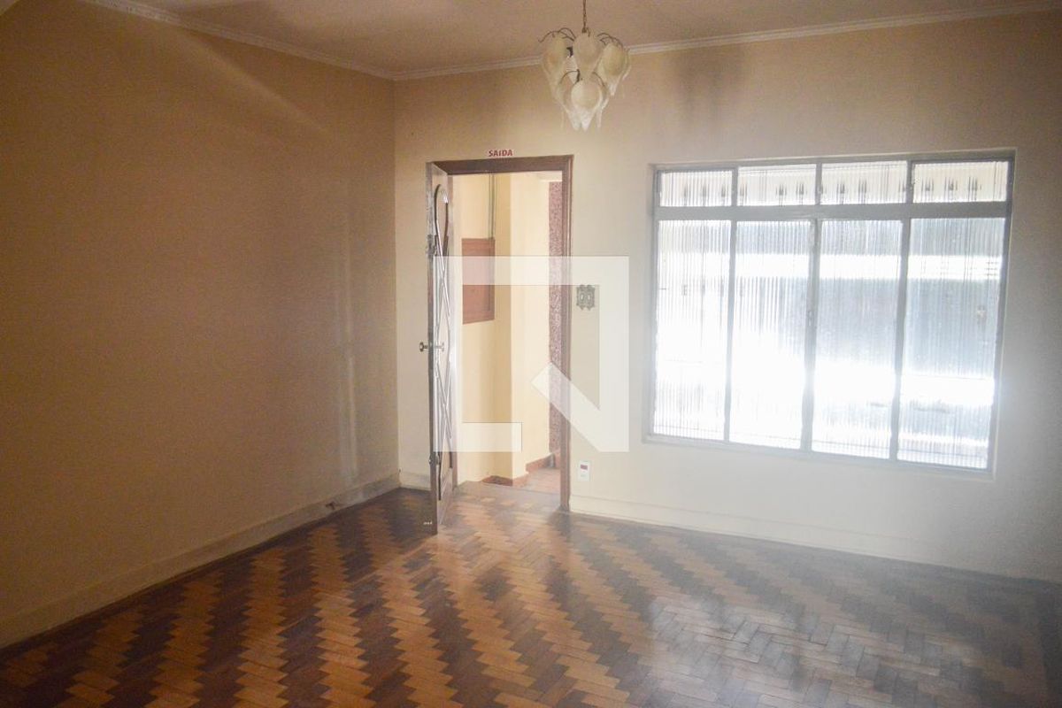 Casa, 3 quartos, 291 m² - Foto 2