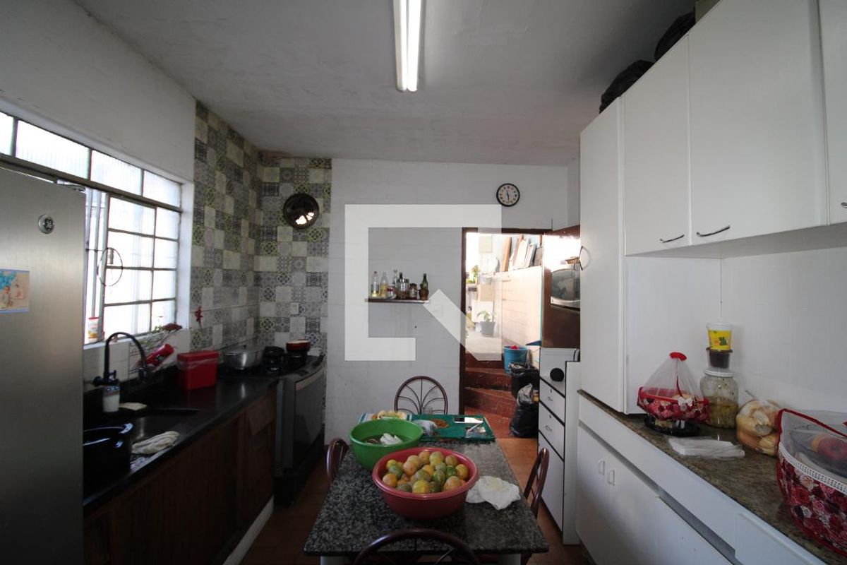 Casa, 3 quartos, 280 m² - Foto 44
