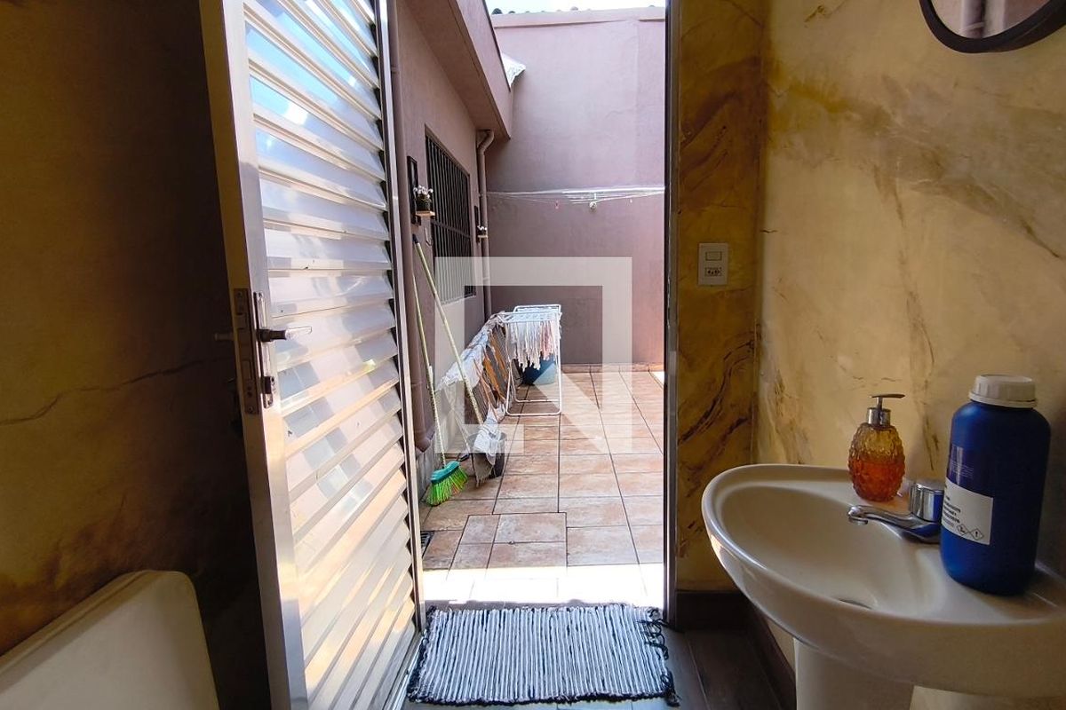 Casa, 3 quartos, 200 m² - Foto 147