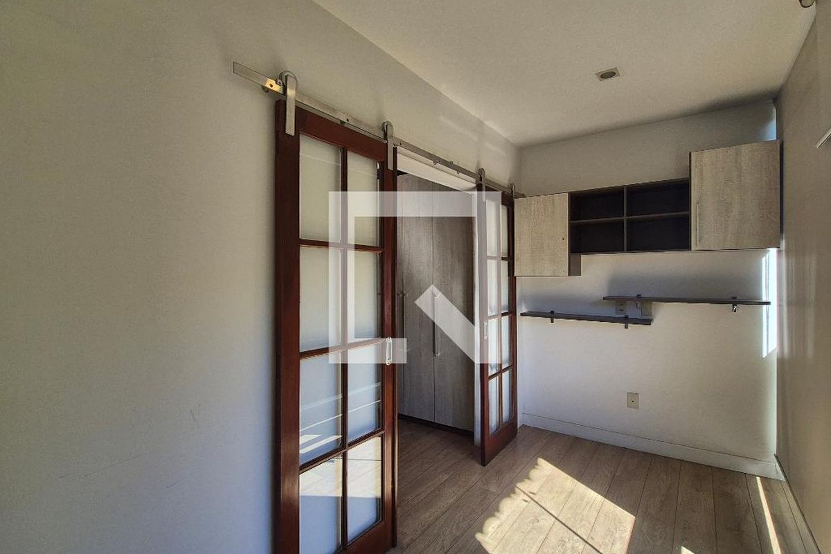 Casa, 3 quartos, 200 m² - Foto 44