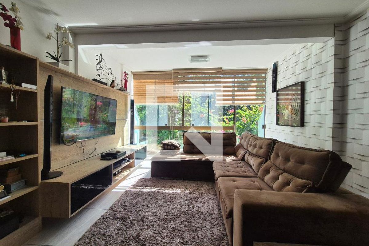 Casa, 3 quartos, 200 m² - Foto 12