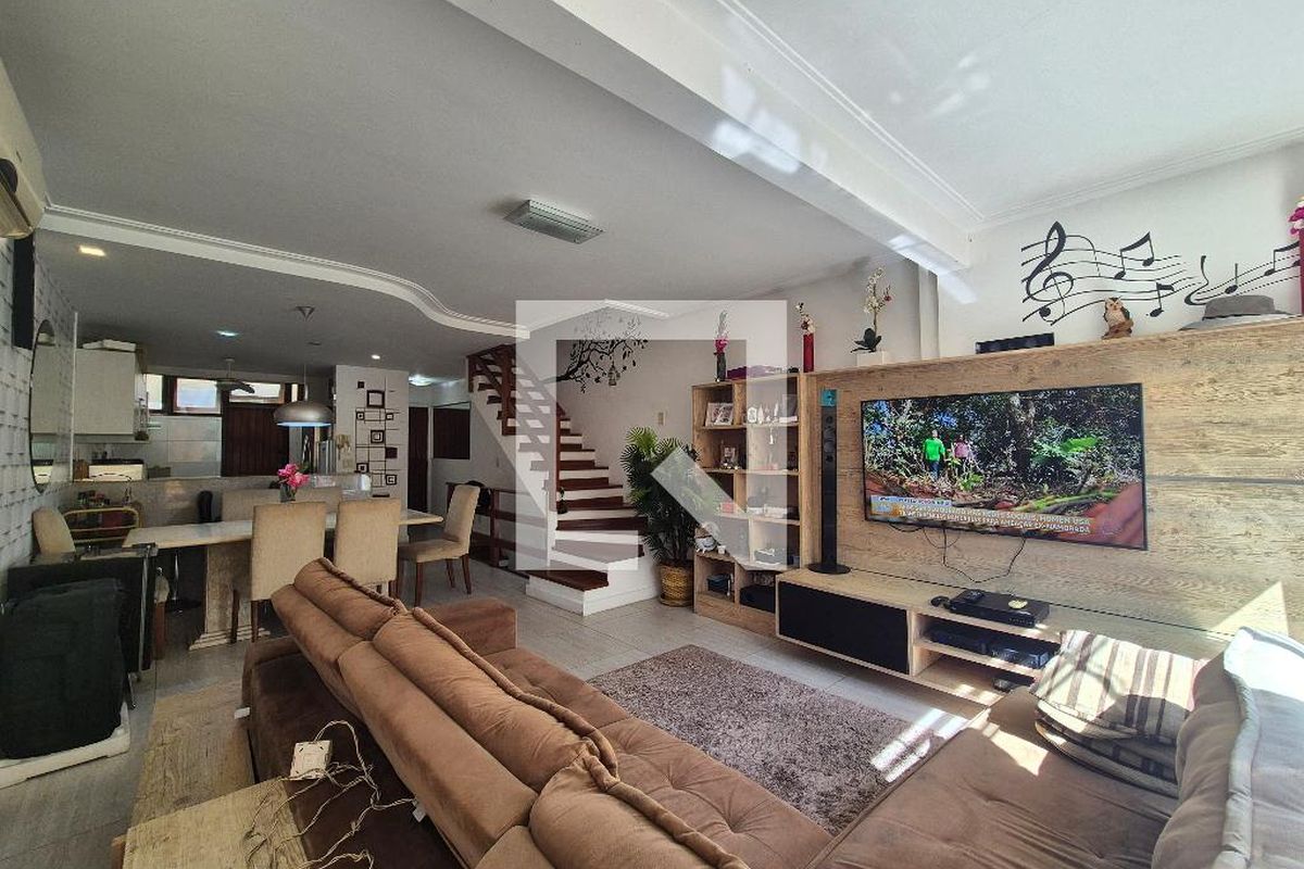 Casa, 3 quartos, 200 m² - Foto 2