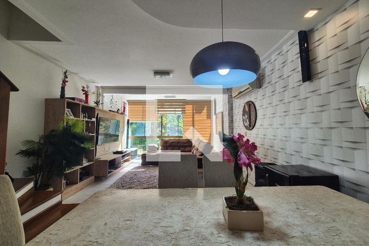 Casa, 3 quartos, 200 m² - Foto 6