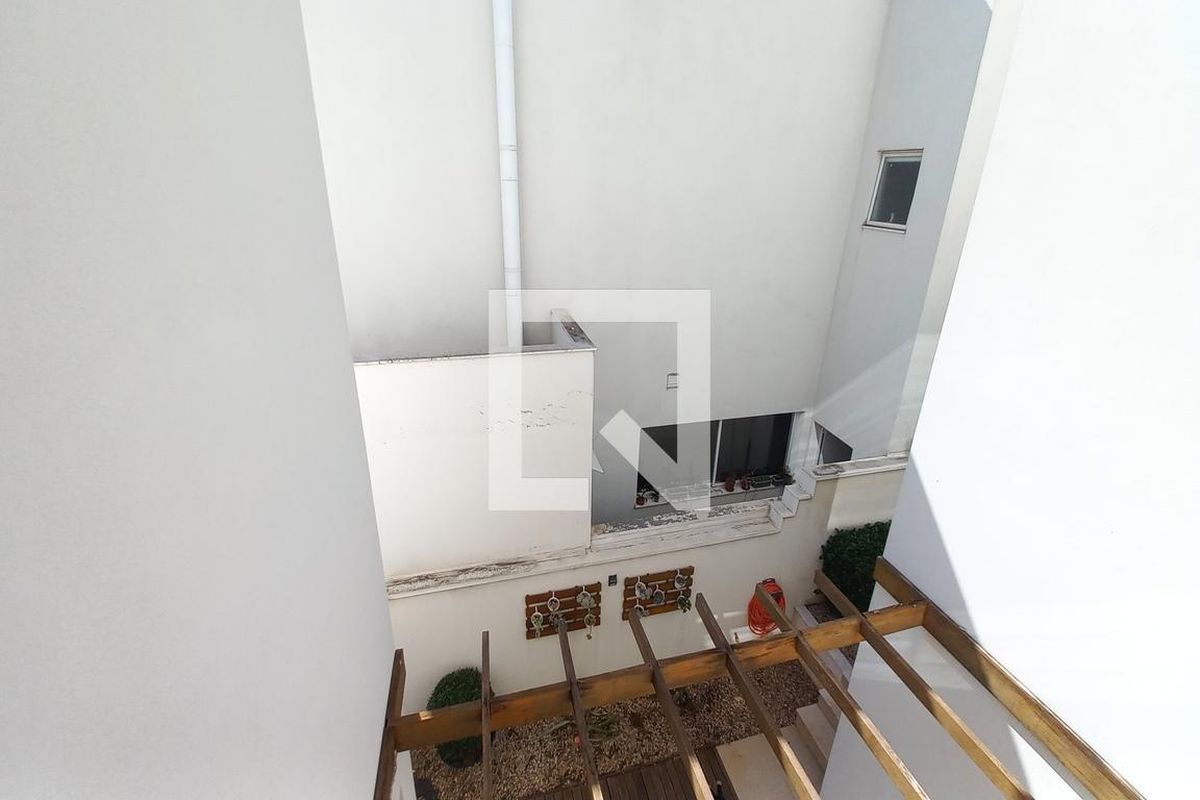 Casa à Venda - Swiss Park, 4 Quartos,  260 m2 em , Campinas - sp | SoloBR