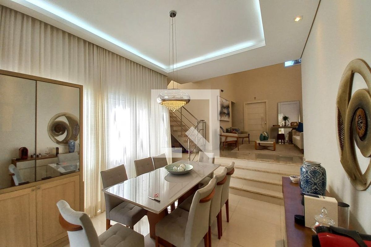 Casa à Venda - Swiss Park, 4 Quartos,  260 m2 em , Campinas - sp | SoloBR