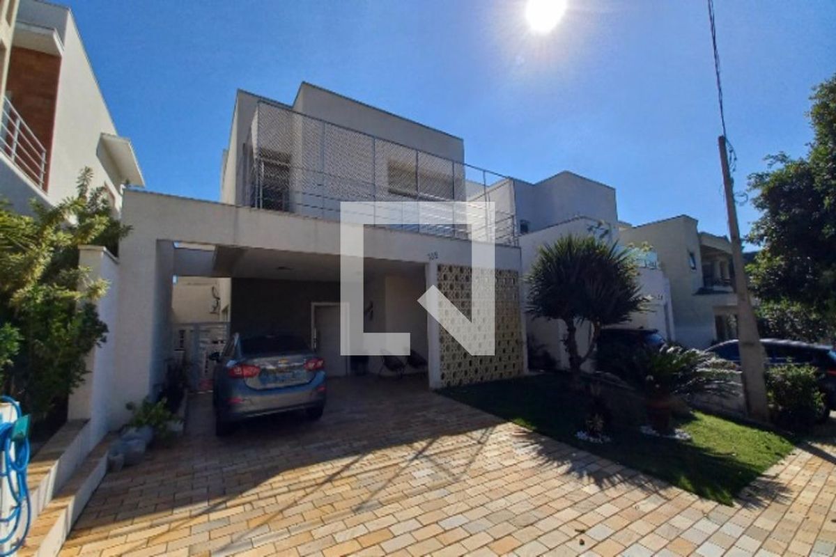 Casa à Venda - Swiss Park, 4 Quartos,  260 m2 em , Campinas - sp | SoloBR
