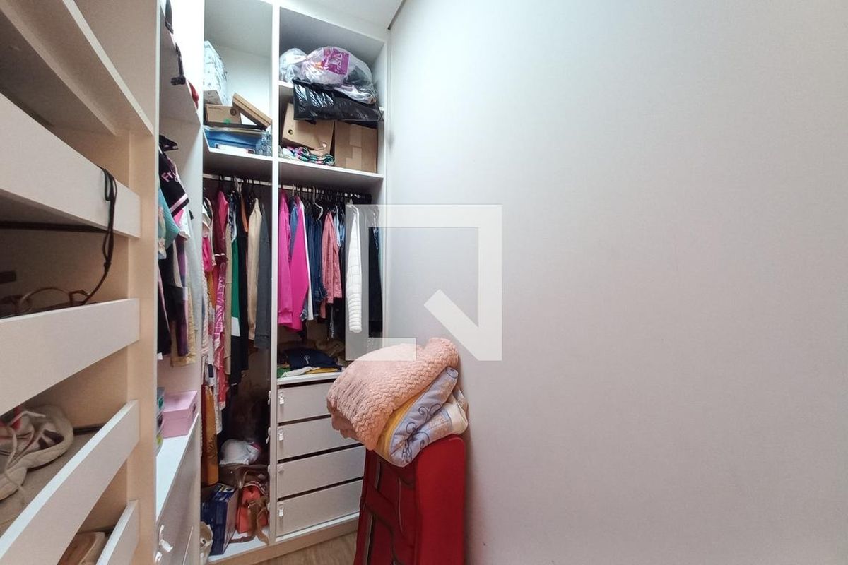 Casa à Venda - Swiss Park, 4 Quartos,  260 m2 em , Campinas - sp | SoloBR