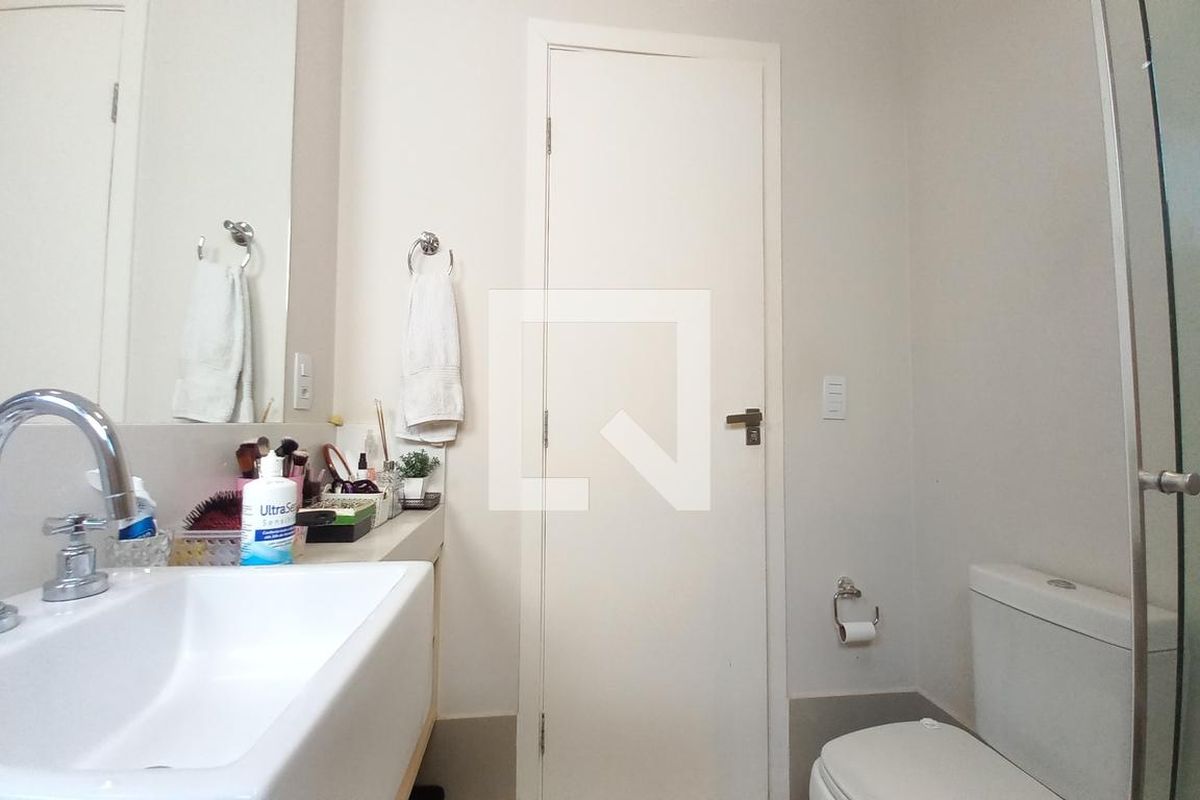 Casa à Venda - Swiss Park, 4 Quartos,  260 m2 em , Campinas - sp | SoloBR