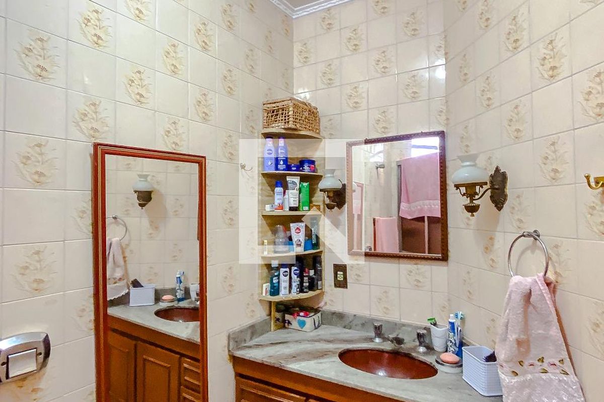 Casa, 3 quartos, 220 m² - Foto 75