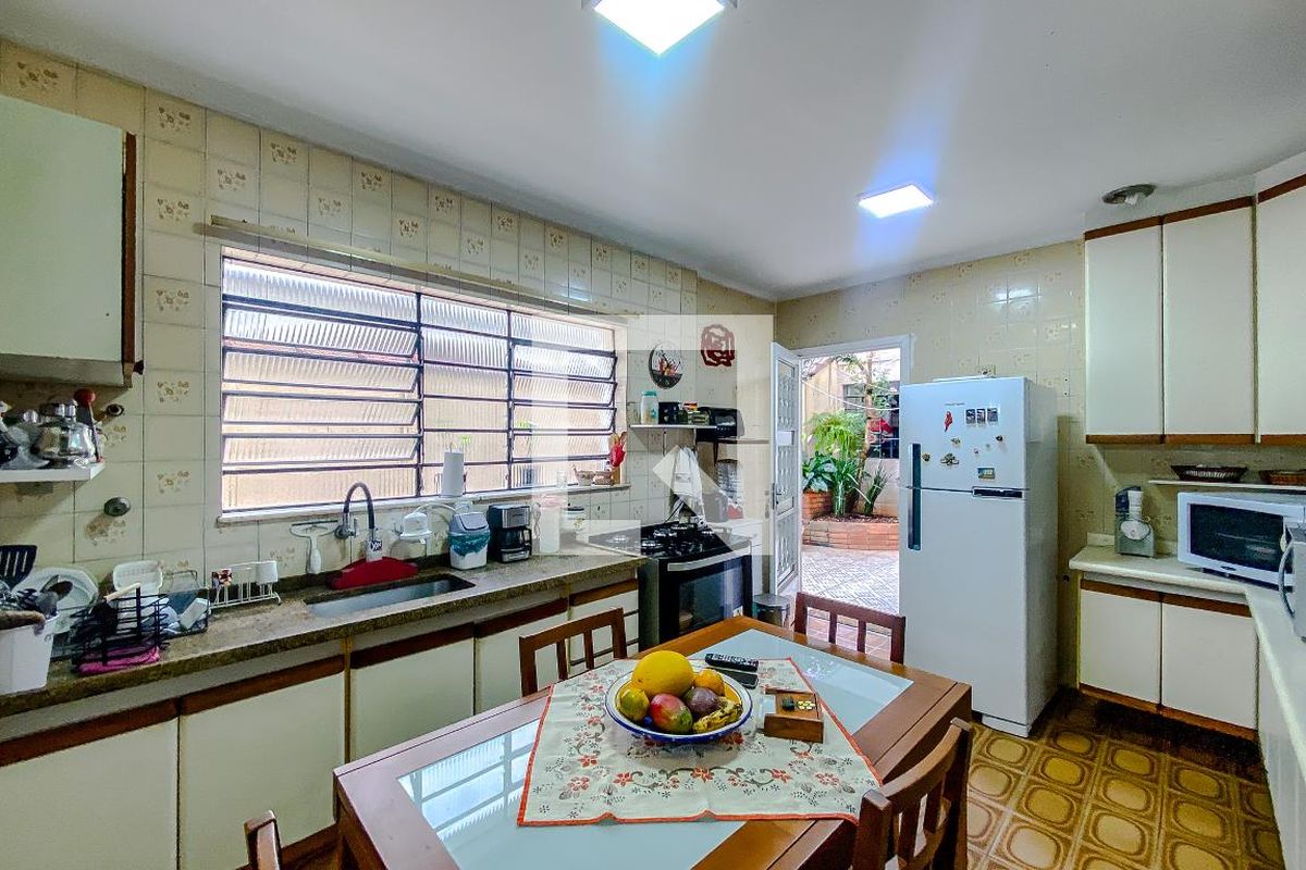 Casa, 3 quartos, 220 m² - Foto 91