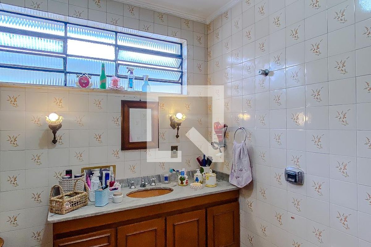 Casa, 3 quartos, 220 m² - Foto 83