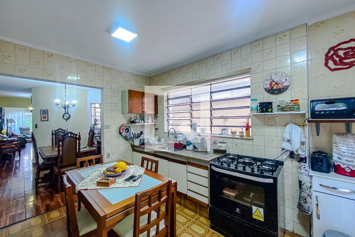 Casa, 3 quartos, 220 m² - Foto 95