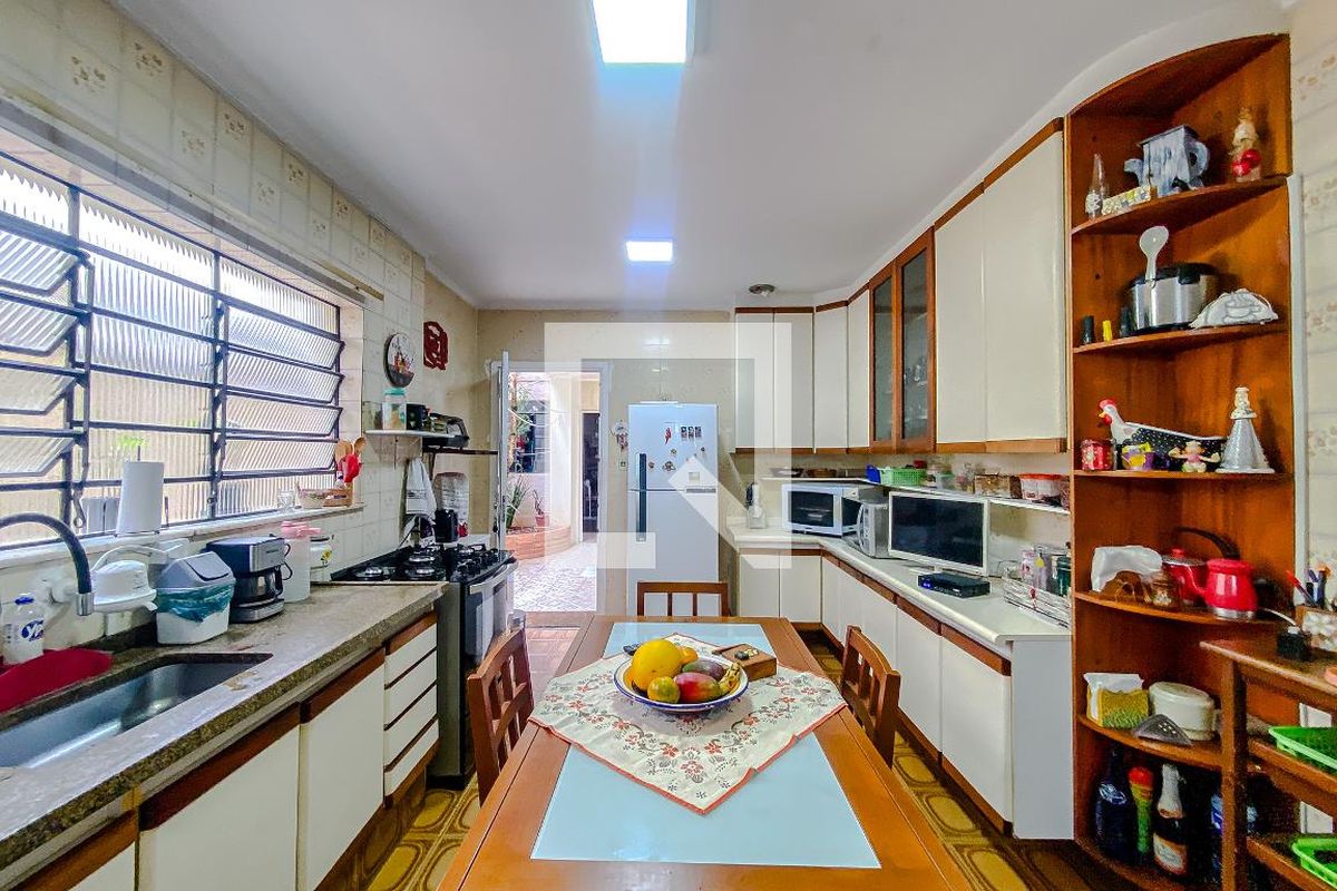 Casa, 3 quartos, 220 m² - Foto 89