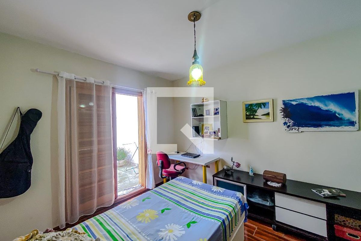Casa, 3 quartos, 220 m² - Foto 49