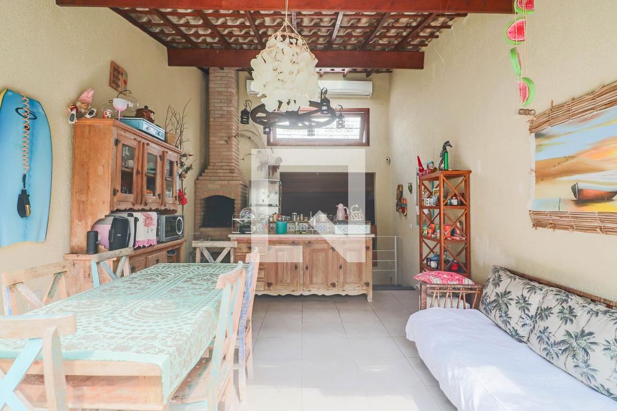 Casa, 3 quartos, 200 m² - Foto 12