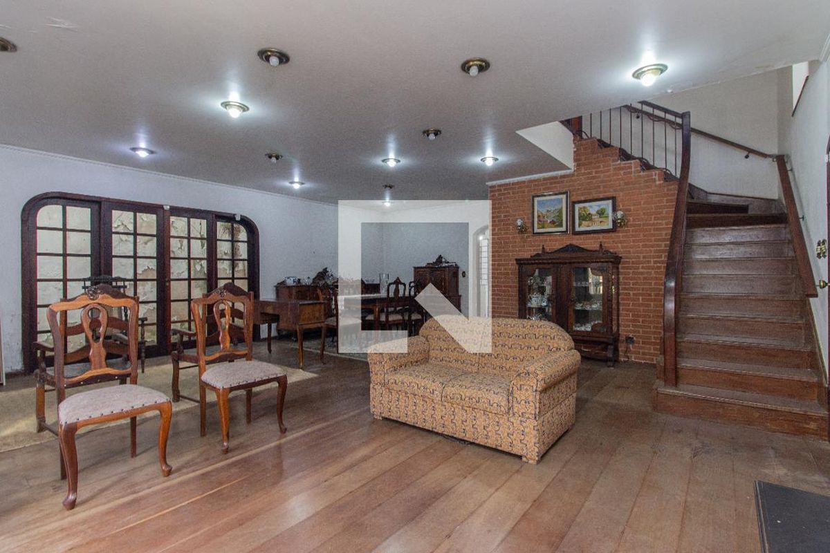 Casa, 3 quartos, 245 m² - Foto 4