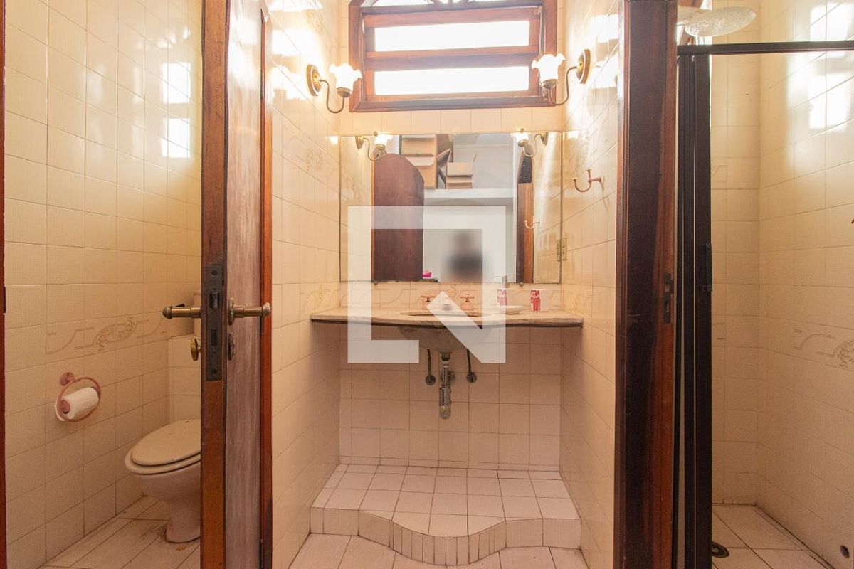Casa, 3 quartos, 245 m² - Foto 62