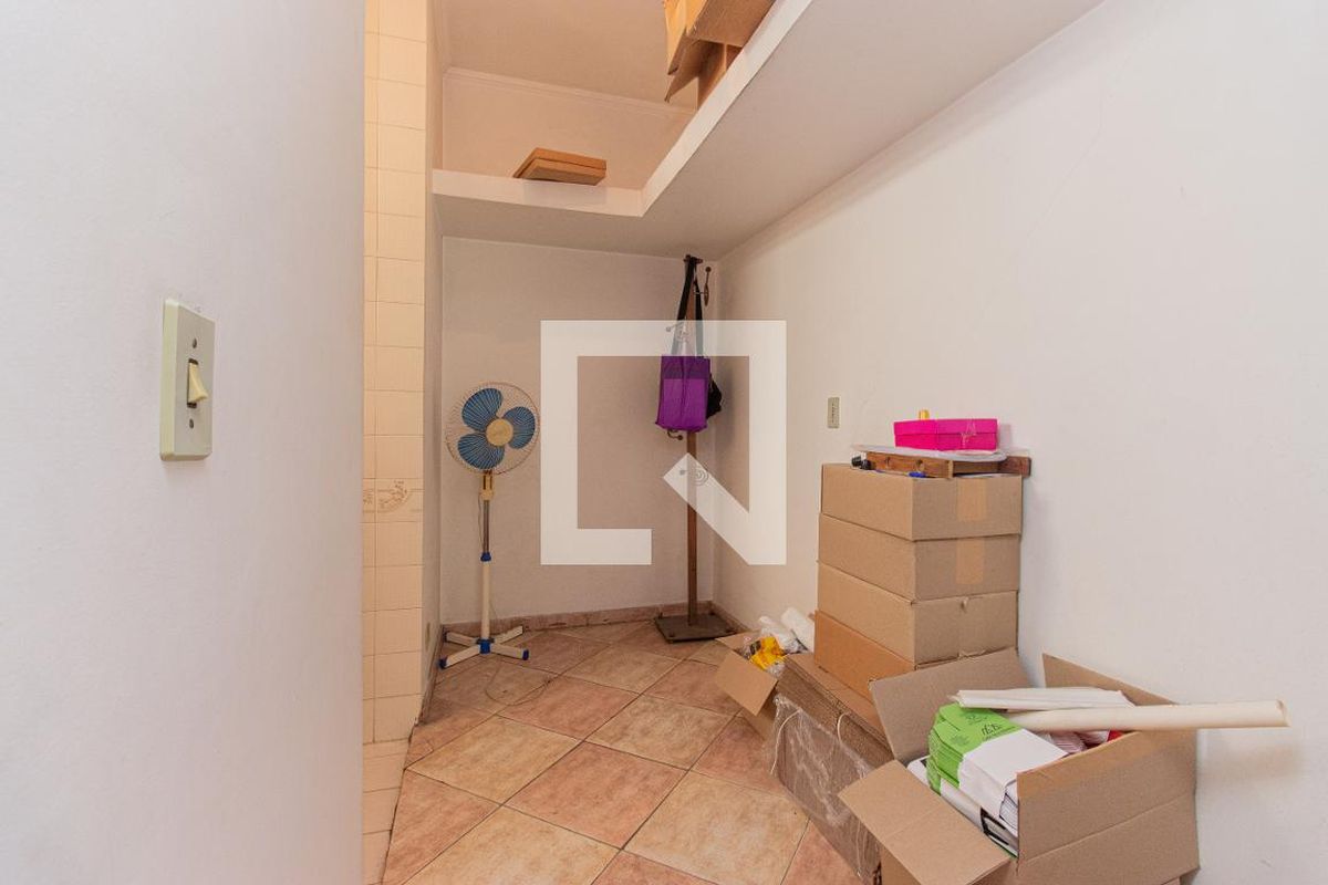 Casa, 3 quartos, 245 m² - Foto 60