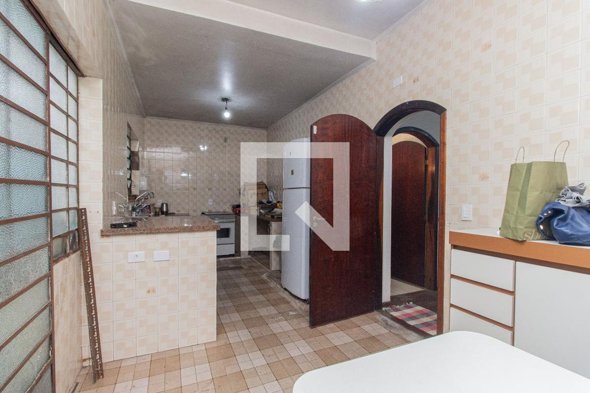 Casa, 3 quartos, 245 m² - Foto 102