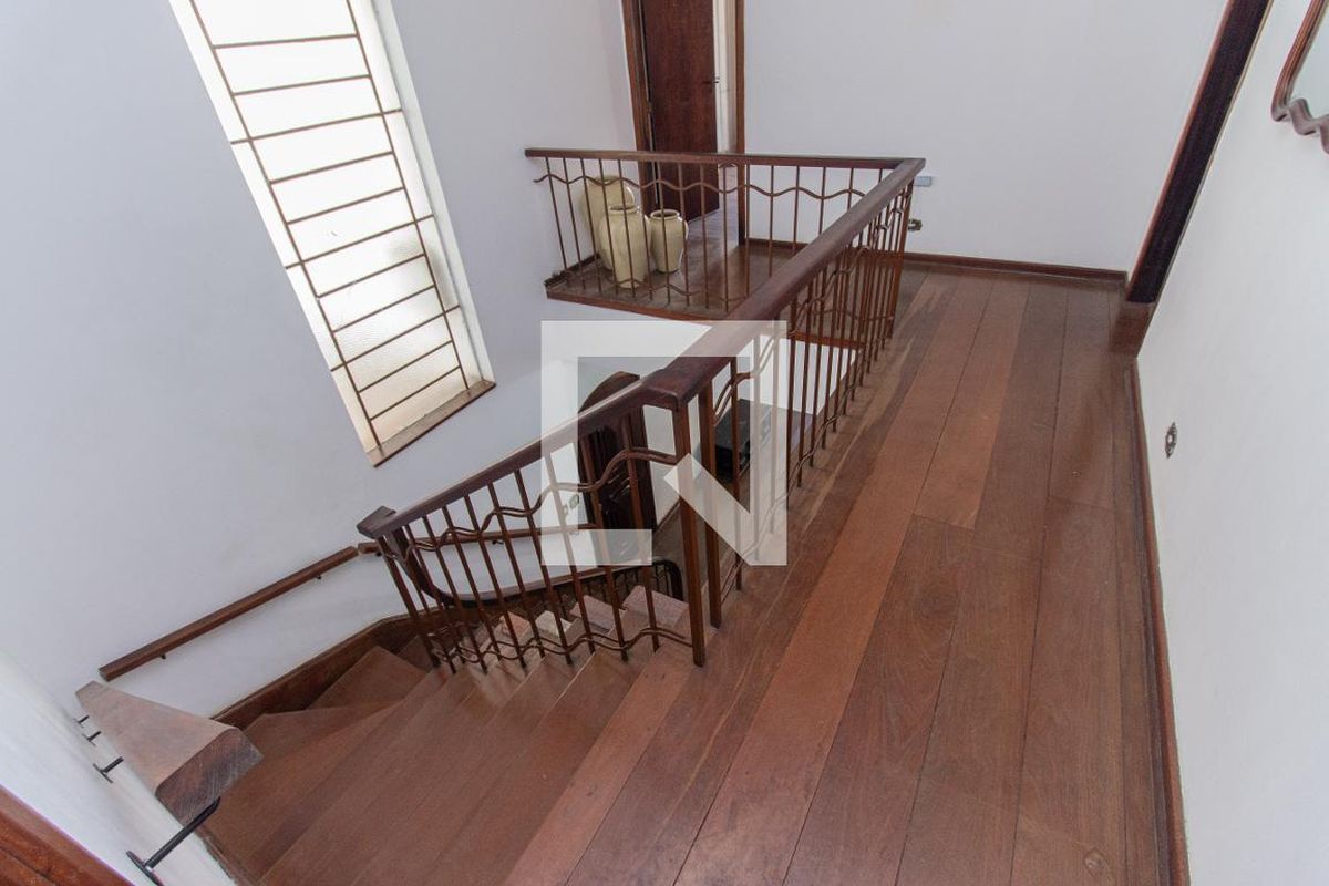 Casa, 3 quartos, 245 m² - Foto 16