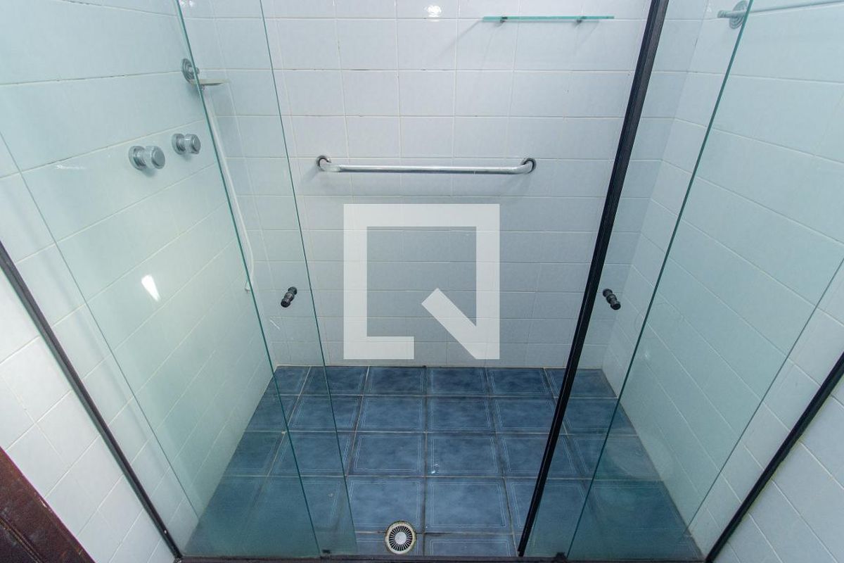 Casa, 3 quartos, 245 m² - Foto 42