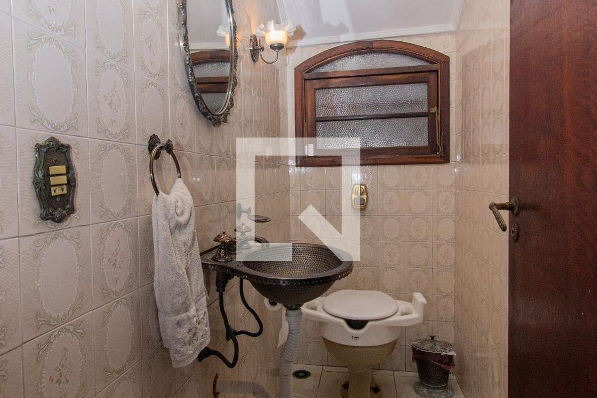 Casa, 3 quartos, 245 m² - Foto 24
