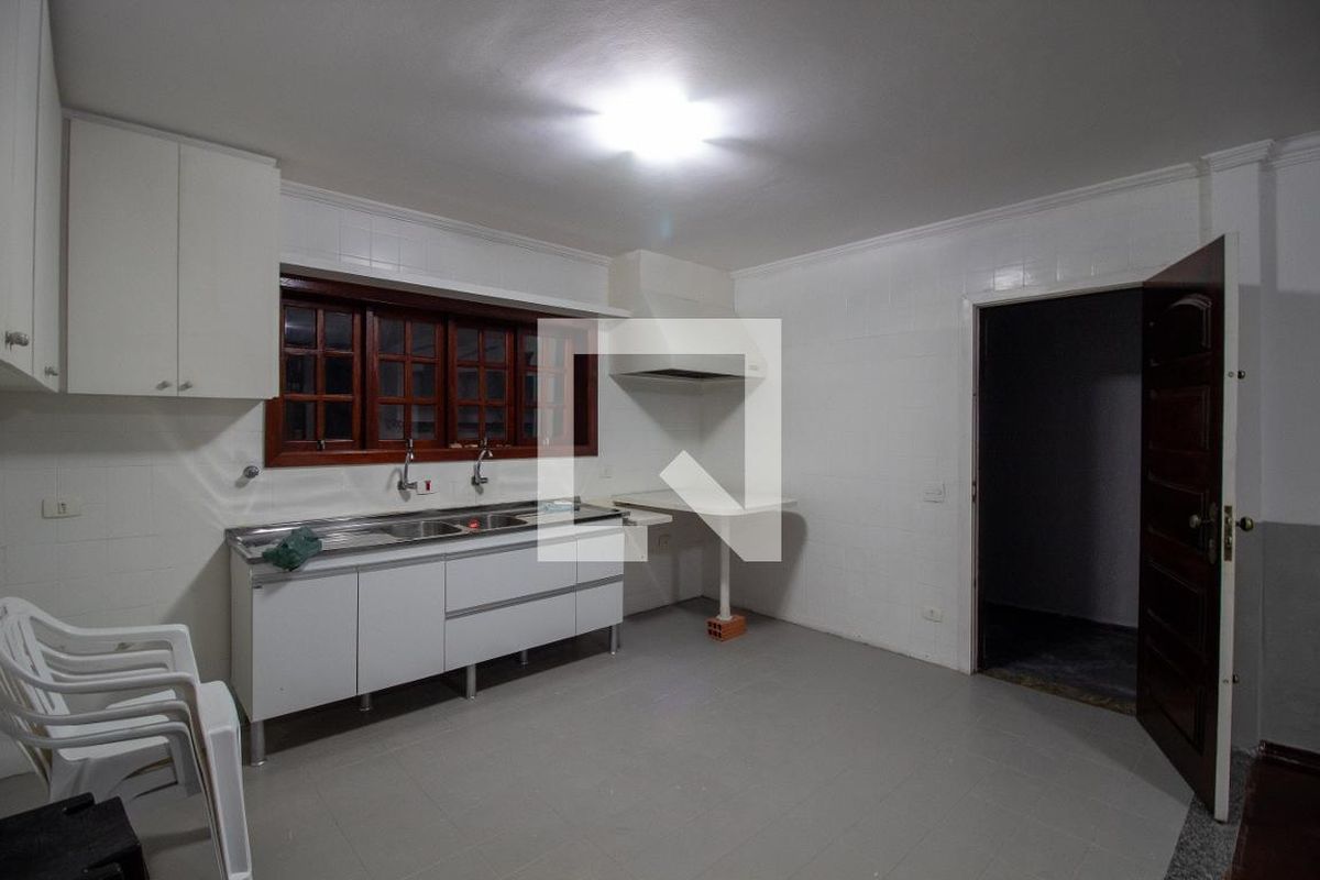 Casa, 3 quartos, 200 m² - Foto 54