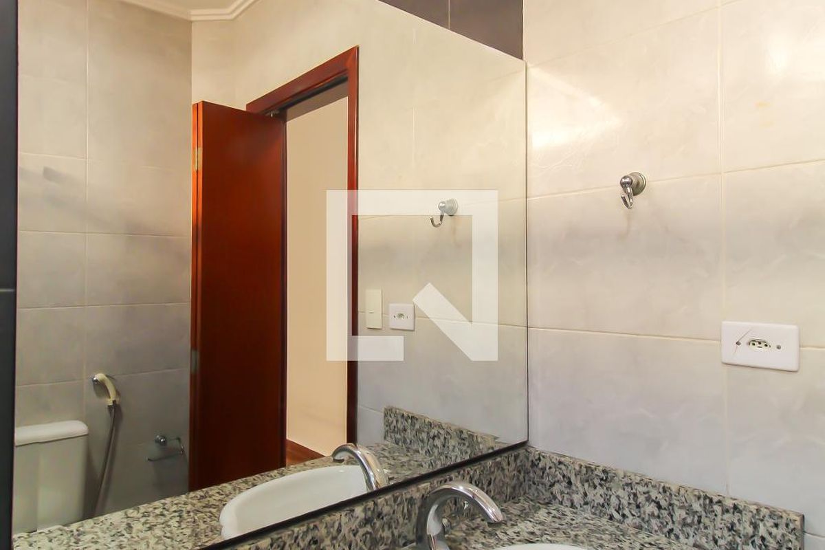 Casa, 3 quartos, 200 m² - Foto 47