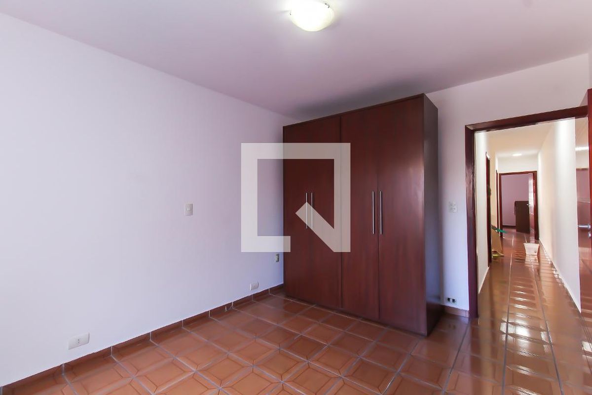 Casa, 3 quartos, 200 m² - Foto 23