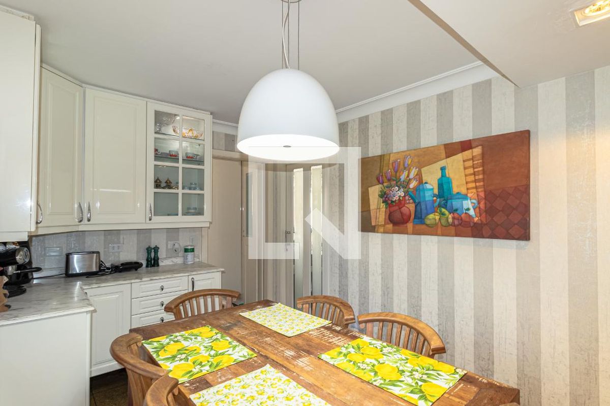 Apartamento, 3 quartos, 225 m² - Foto 106