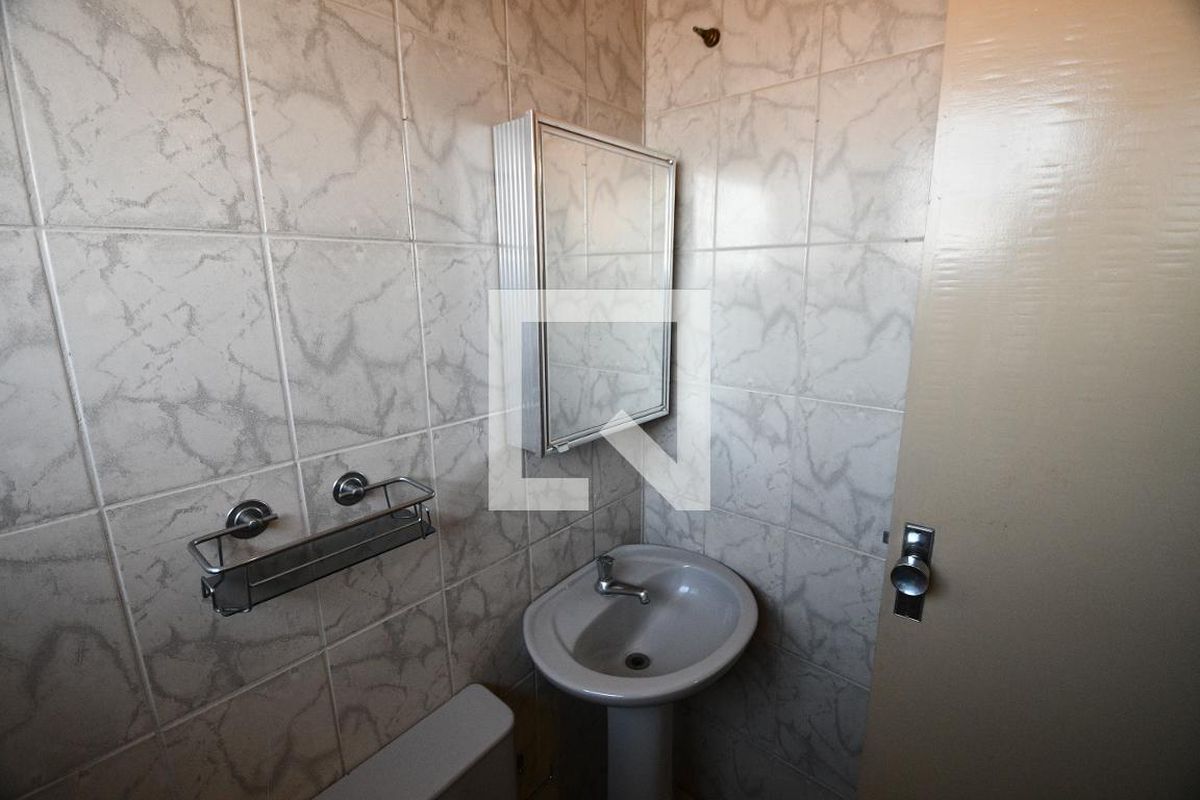 Casa à Venda - Bosque, 3 Quartos,  187 m2 em , Campinas - sp | SoloBR