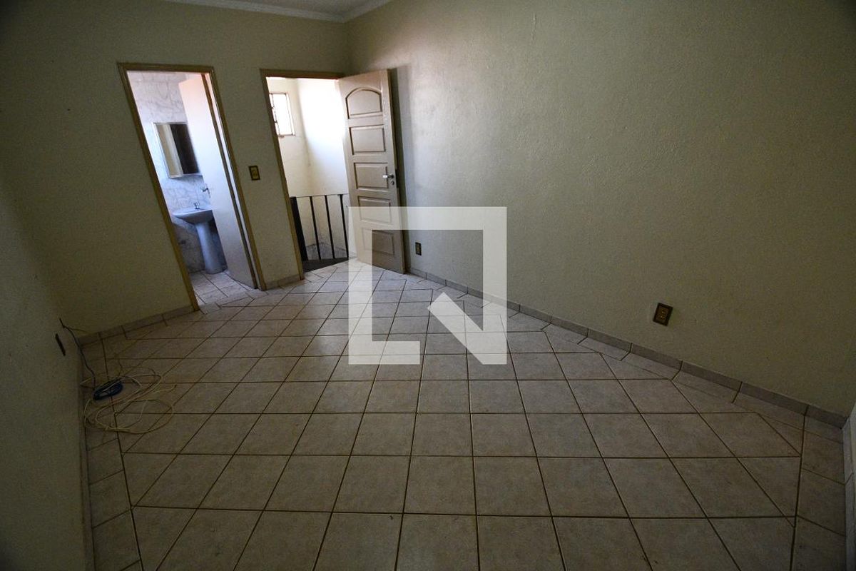 Casa à Venda - Bosque, 3 Quartos,  187 m2 em , Campinas - sp | SoloBR