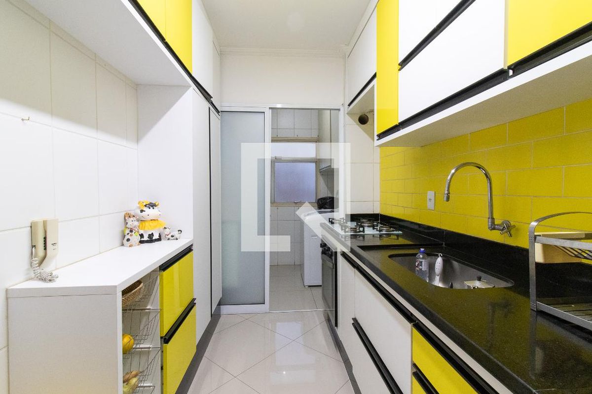 Apartamento à Venda - Jardim Flamboyant, 2 Quartos,  153 m2 em , Campinas - sp | SoloBR