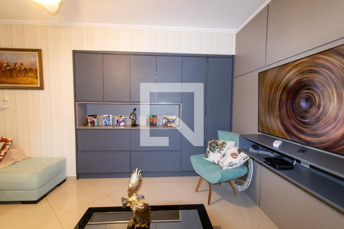 Apartamento à Venda - Jardim Flamboyant, 2 Quartos,  153 m2 em , Campinas - sp | SoloBR