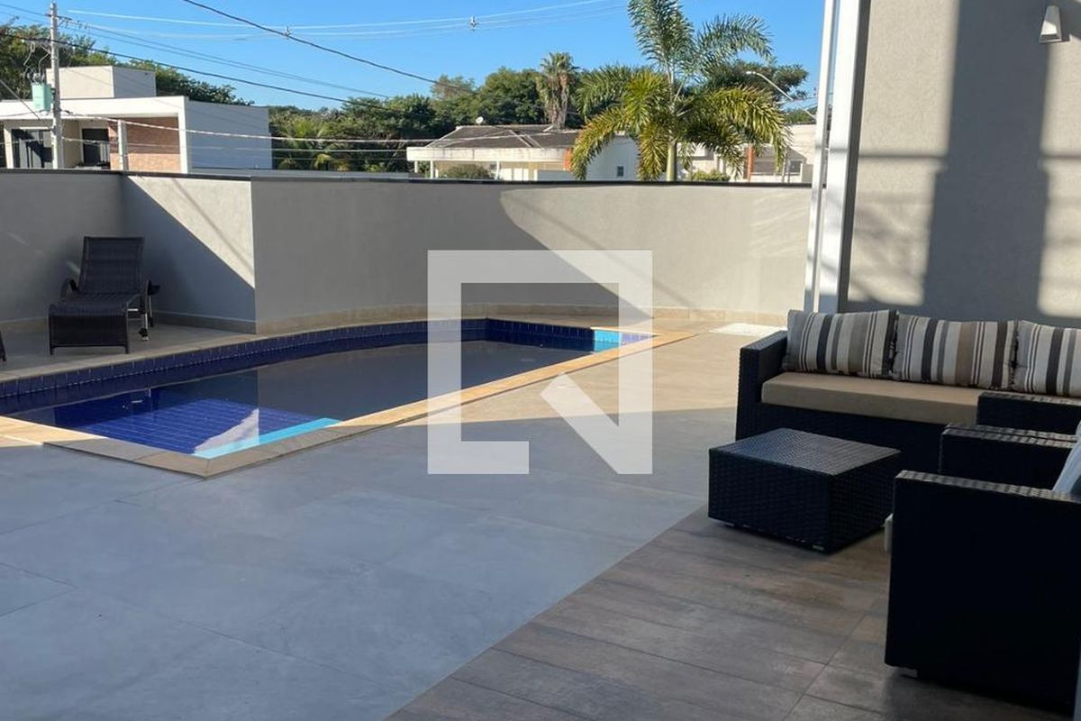 Casa à Venda - Swiss Park, 4 Quartos,  324 m2 em , Campinas - sp | SoloBR