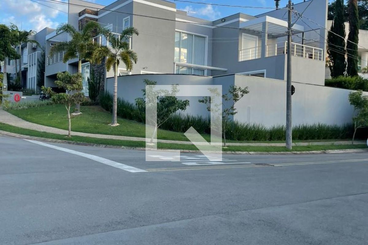 Casa à Venda - Swiss Park, 4 Quartos,  324 m2 em , Campinas - sp | SoloBR
