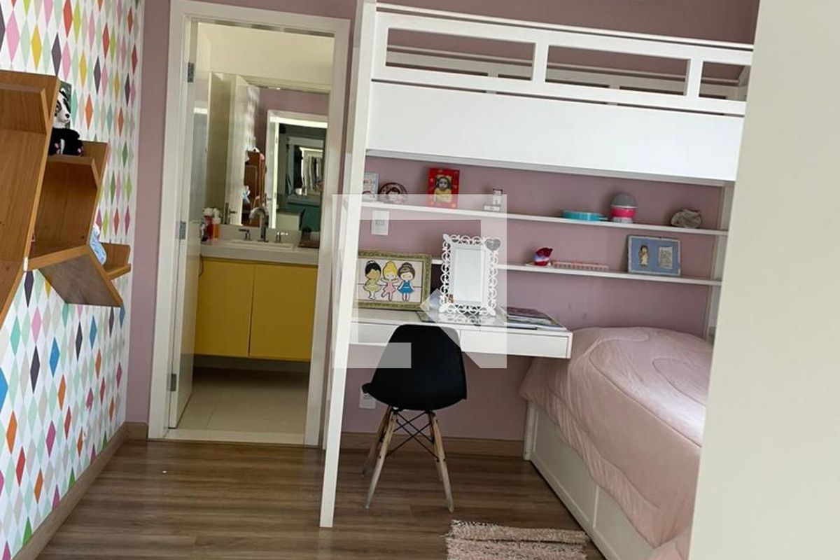 Casa à Venda - Swiss Park, 4 Quartos,  324 m2 em , Campinas - sp | SoloBR
