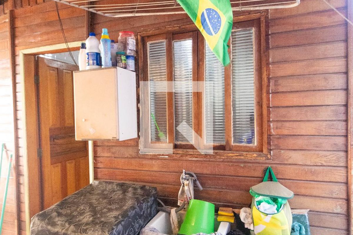 Casa à Venda - Jardim do Lago, 2 Quartos,  243 m2 em , Campinas - sp | SoloBR