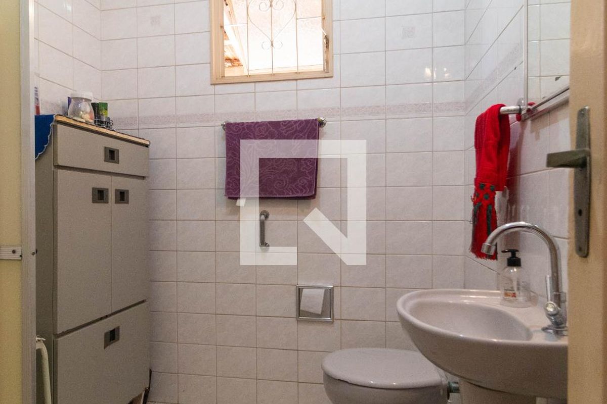 Casa à Venda - Jardim do Lago, 2 Quartos,  243 m2 em , Campinas - sp | SoloBR