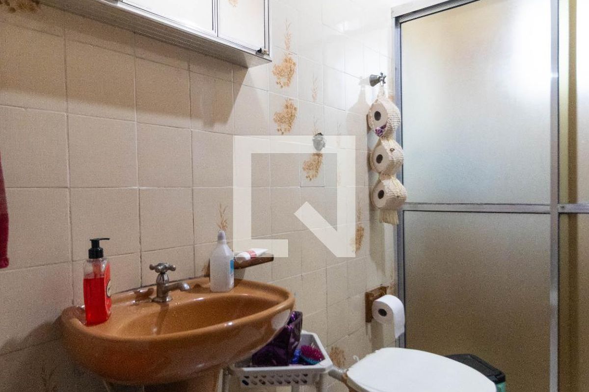 Casa à Venda - Jardim do Lago, 2 Quartos,  243 m2 em , Campinas - sp | SoloBR
