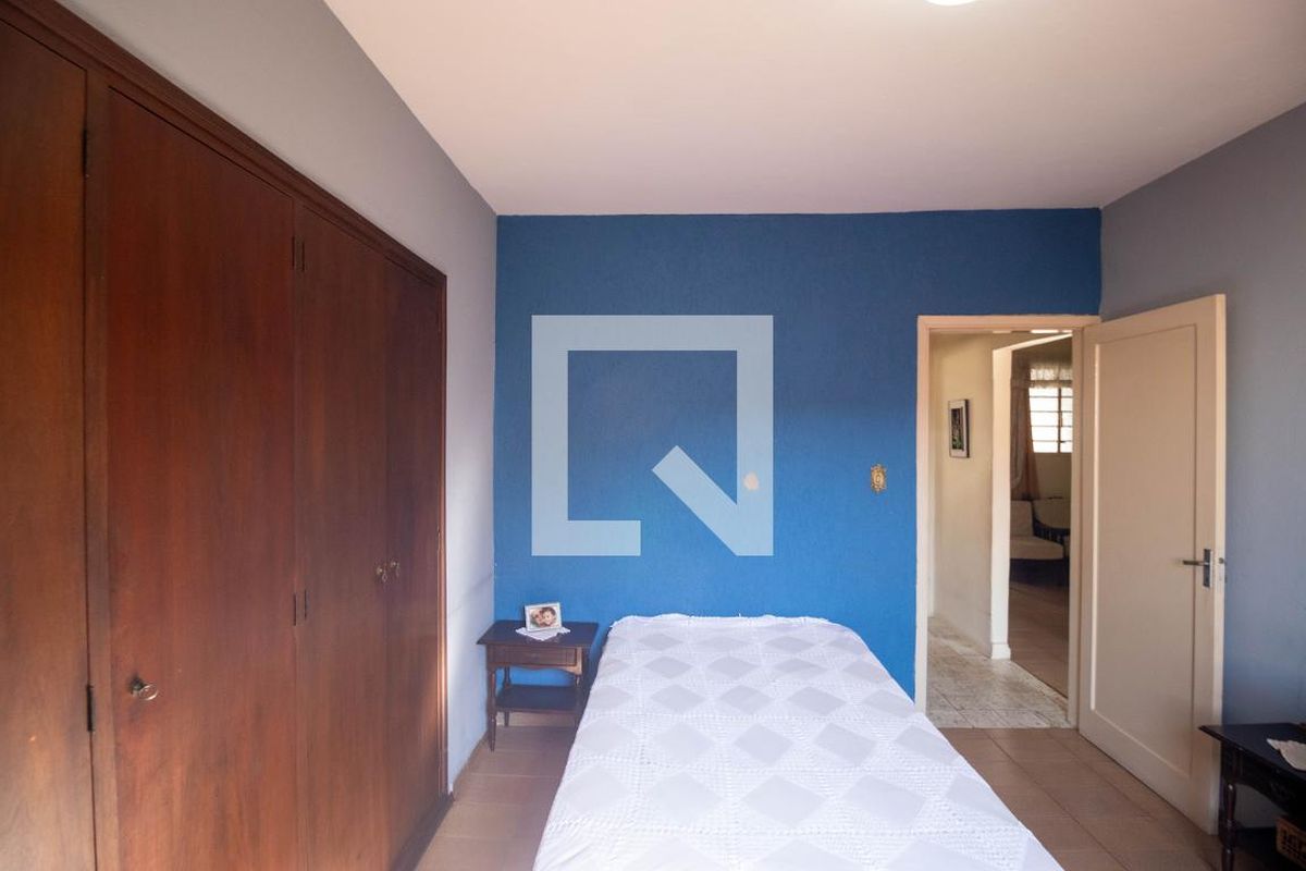 Casa à Venda - Jardim do Lago, 2 Quartos,  243 m2 em , Campinas - sp | SoloBR