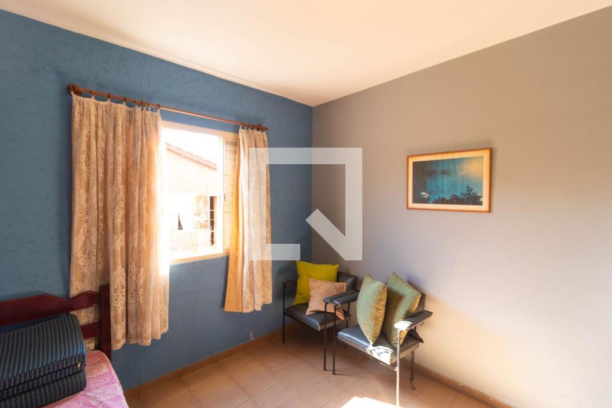 Casa à Venda - Jardim do Lago, 2 Quartos,  243 m2 em , Campinas - sp | SoloBR
