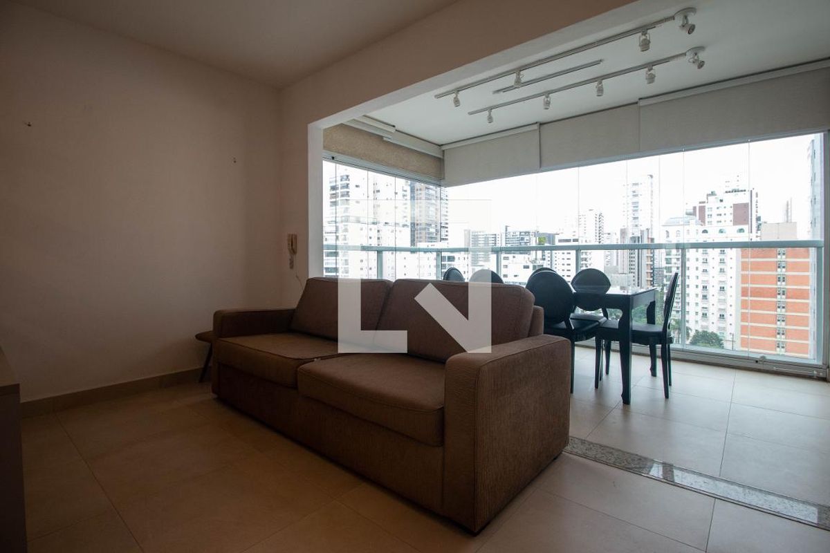 Apartamento, 1 quarto, 43 m² - Foto 2