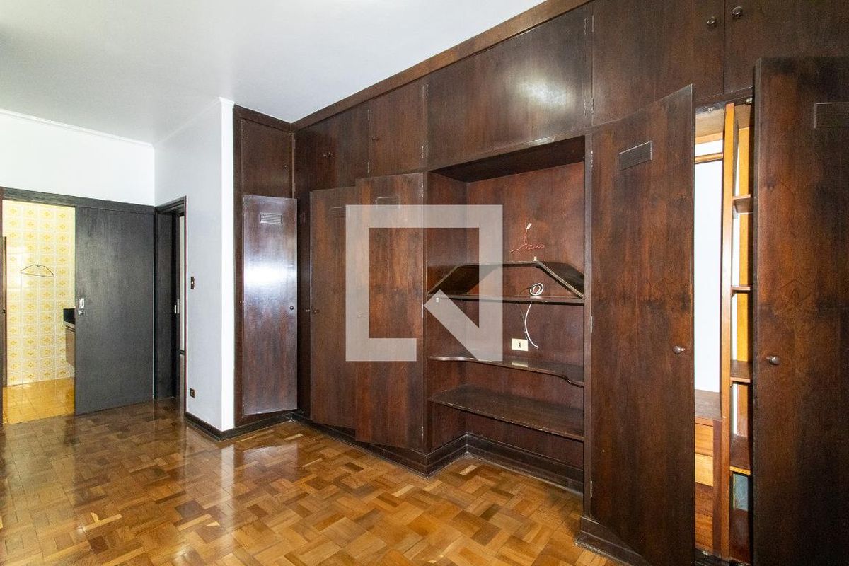 Casa à Venda - Taquaral, 3 Quartos,  208 m2 em , Campinas - sp | SoloBR