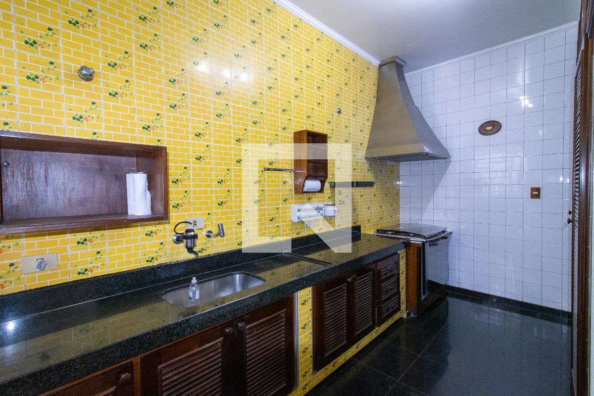 Casa à Venda - Taquaral, 3 Quartos,  208 m2 em , Campinas - sp | SoloBR